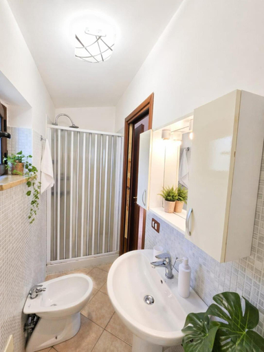 Bathroom, B&B MULA Germaneto, Catanzaro