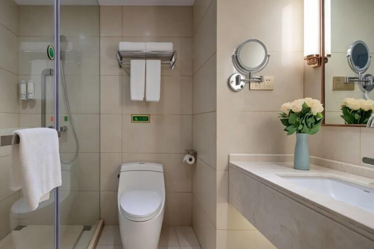 Bathroom 3, Vienna International Hotel (Dushan), Qiannan Buyei and Miao