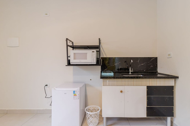 Room 2, Studio 13 com Wi-fi e Pr Ximo ao Shopping Tatuap, São Paulo
