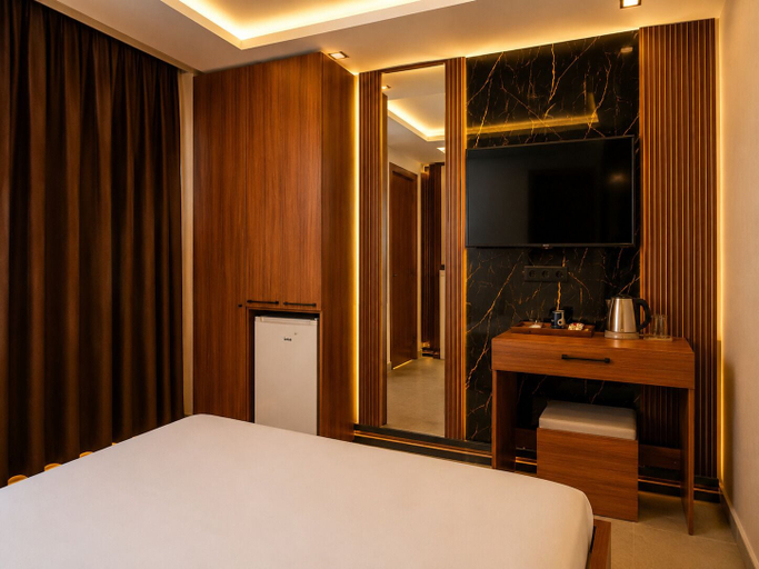 Bedroom 2, Palmiye Suit, Bakırköy