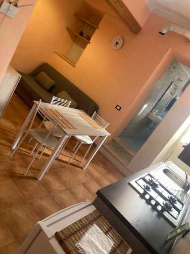Others 4, Sophie`s Home, Viterbo