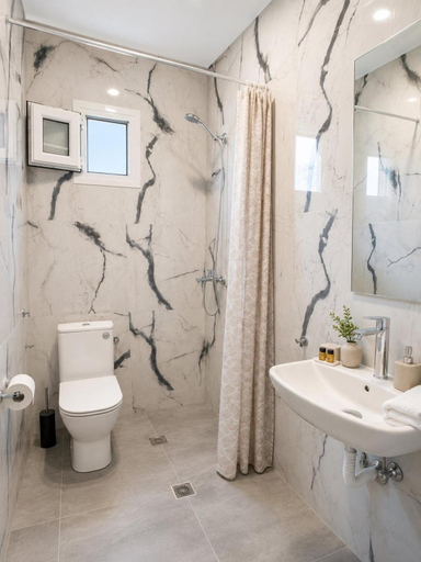 Bathroom 2, Olympus and Zeus, Central Macedonia