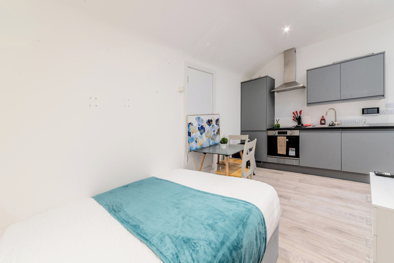 Primary image, Studio - Sleeps 2 - Paid Parking - Central - Wifi, Kent
