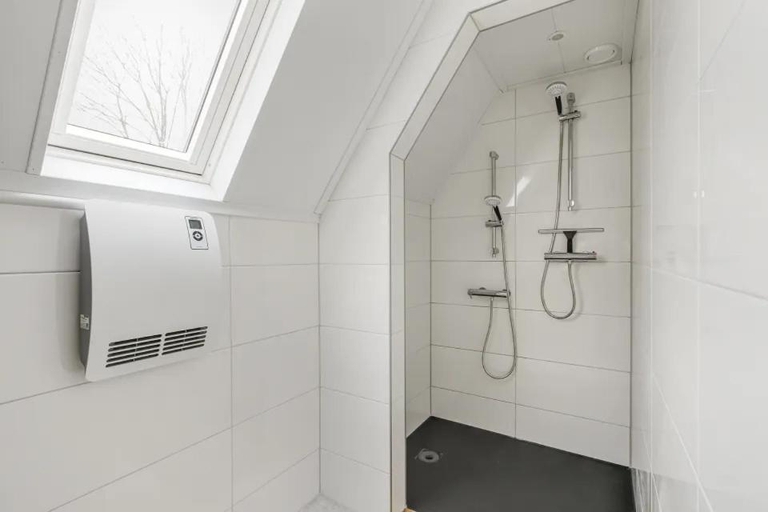 Bathroom 2, Vakantiepark 't Hooge Holt, Hardenberg