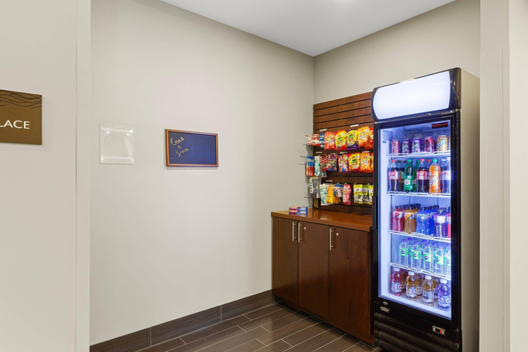 Food & Drinks 5, Comfort Inn & Suites, Durham