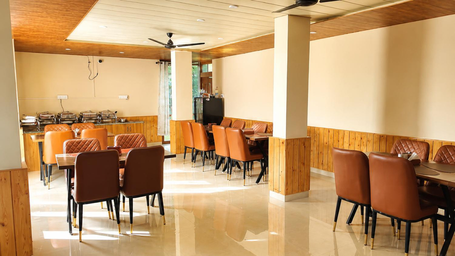 Food & Drinks, Hotel Diwan Sach Pass Himalayan Brothers, Chamba