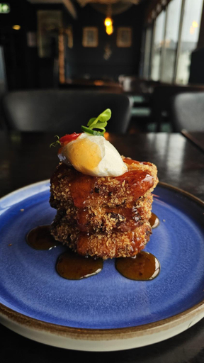 Food & Drinks 3, The Beach Hotel