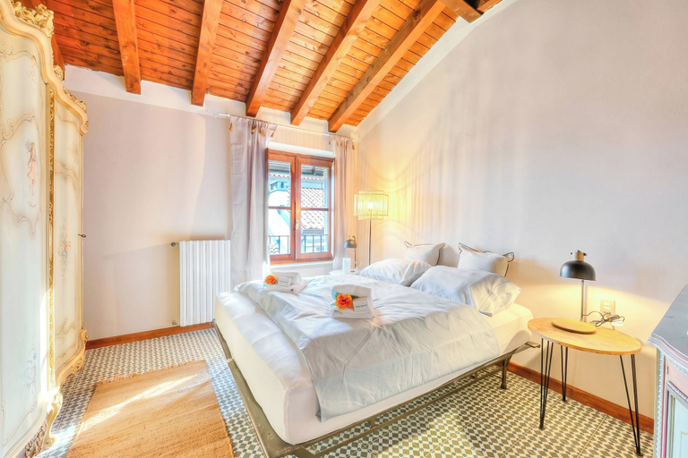 Bedroom 3, Laetitia Salo-historic Center Near Lake, Brescia