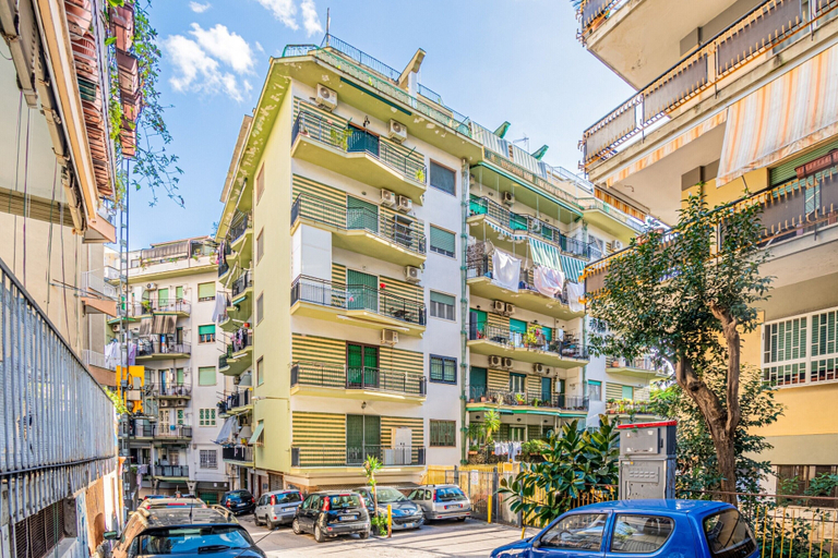 Exterior & Views 2, Bright Apartment Private Parking Naples, Napoli