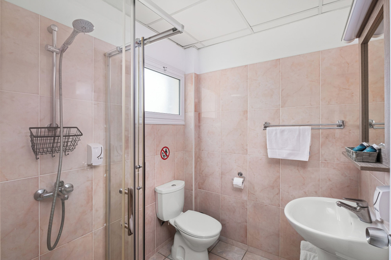 Bathroom 2, Larnaca Bay Suites, Larnaca