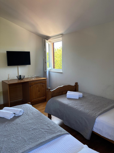 Bedroom 2, Laco Rooms, Novigrad