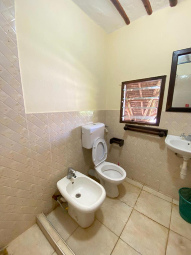 Bathroom 4, Karibuni, Villa 107, Beachfront Stay with Restaurant, Pool & Bar, Magarini
