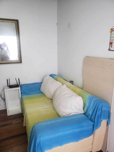 Room 2, Elisa Maria Machado Lima, Florianopolis
