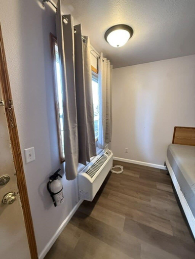 Bathroom 3, The Village Motel, Dane