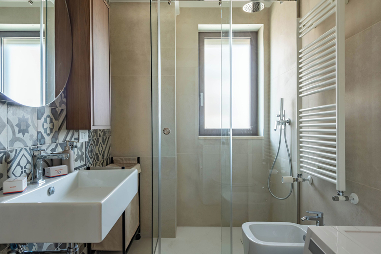 Bathroom 2, Dimora Italia in the Centre Bari, Bari