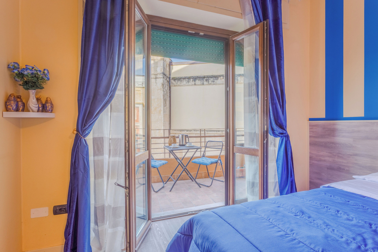 Bedroom 3, Opera et Love, Verona