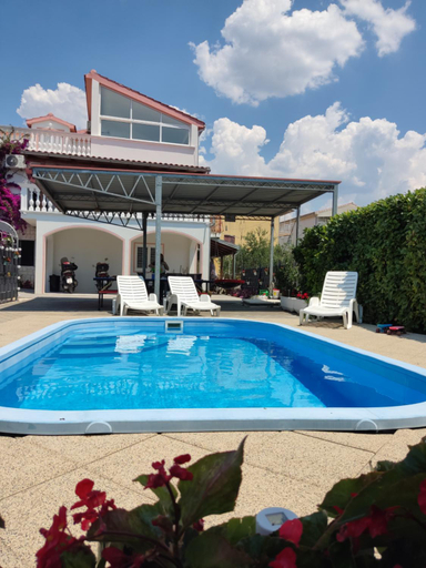 Sport & Beauty 2, Apartments & Rooms Tony, Vodice