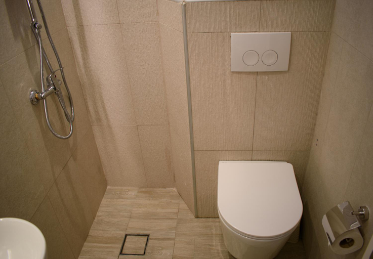 Bathroom 3, Hotel ALS Karystos, Central Greece