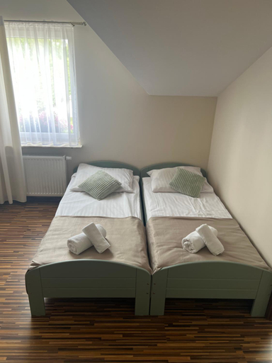 4, Gosciniec Wierzbinowy, Pisz