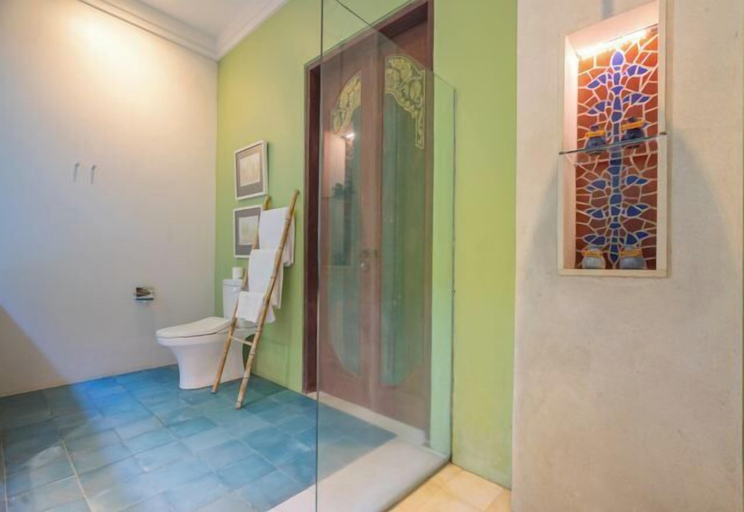 Bathroom 4, Kama Village Sanur, Denpasar