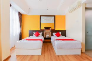 Others 2, Hotel Super Cowboy, Malacca City