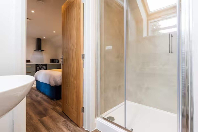 Room 3, Style 7 - Modern Studio Near dmu & Lri, Leicester