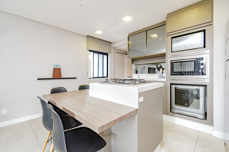 Room 3, Apto com Varanda p 2 h Spedes Centro Blumenau, Blumenau