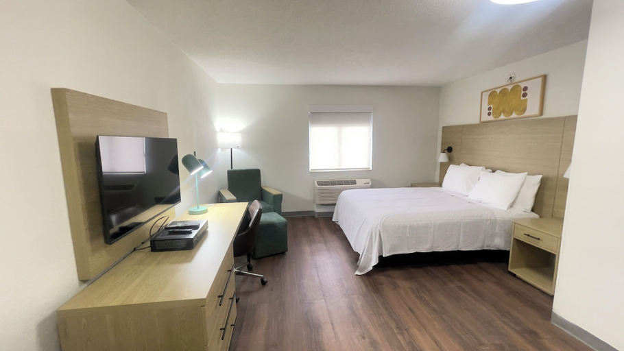 Bedroom 3, Sonesta Simply Suites Memphis, Shelby