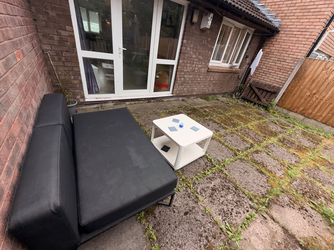 Terrace/patio, Bungalow Sleeps 4 With Free Parking and Garden, Manchester