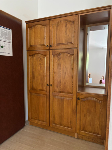 Others 5, Laco Rooms, Novigrad