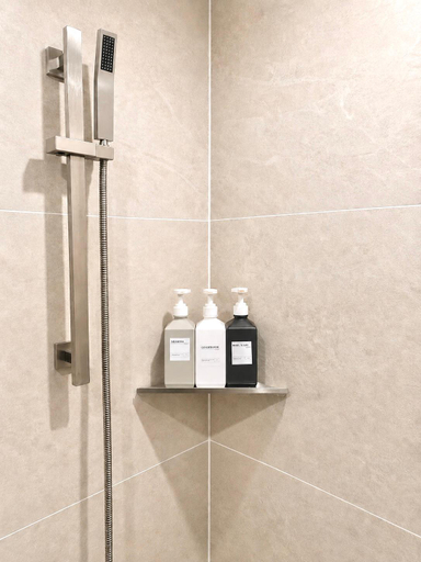 Shower 4, SOLNAUM HOSTEL, Jongno