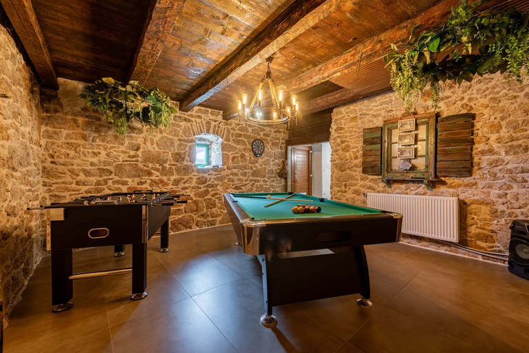 Game room 3, Villa Zvonimir Zadarvillas, Promina
