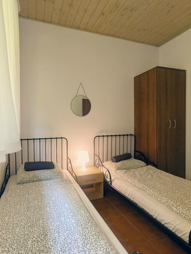 Bedroom 2, Domy Nad Zalewem, Kamień