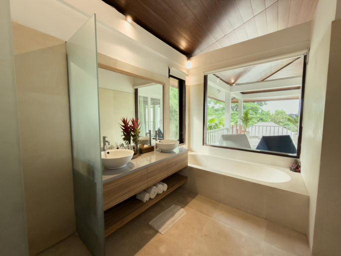 Bathroom 3, The Backyard Bingin - Private Mansion, overlooking Bingin Beach, with Cook, Ideal for Private Events, Badung