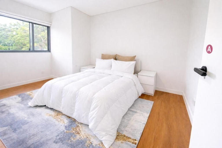 Room 3, ProHouse - Sydney Airport Wolli Creek, Sydney