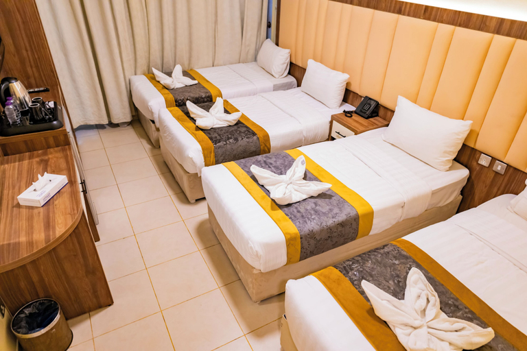 Bedroom 4, Diyafa Al Mukhtara Hotel, Al Madinah Al Munawwarah