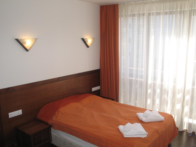 Bedroom 1, Winslow Infinity Aparthotel, Bansko