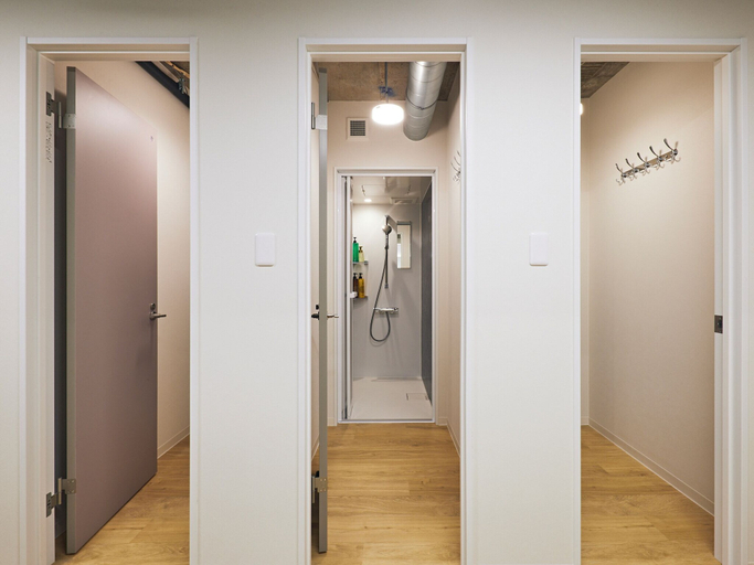 Bathroom 4, Shijo Guesthouse HIVE - Hostel, Kyoto