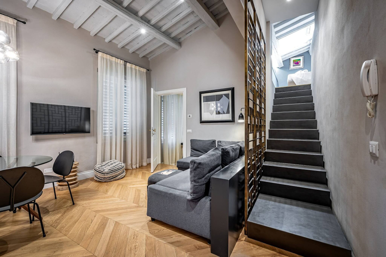 Living area 5, Ricasoli 29 n. 1, Florence