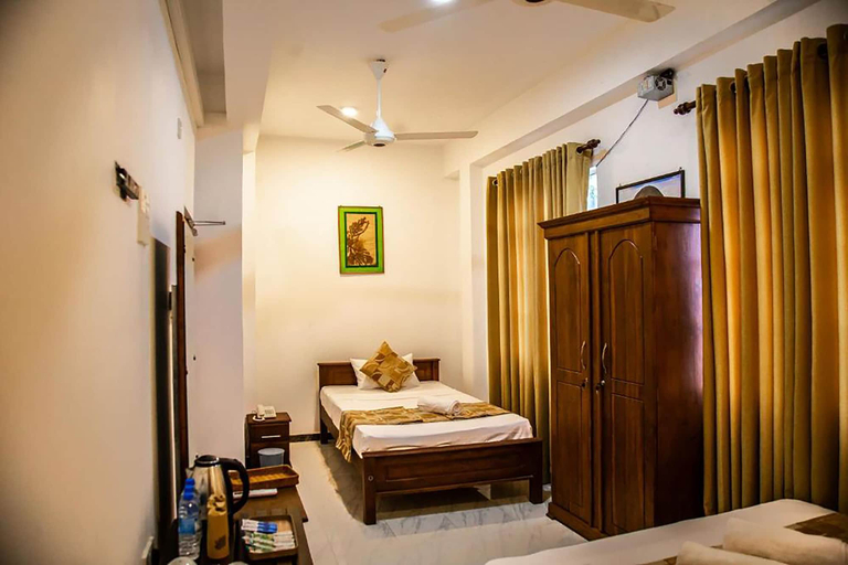 Bedroom 3, Hotel Silver Horse Dambulla, Dambulla