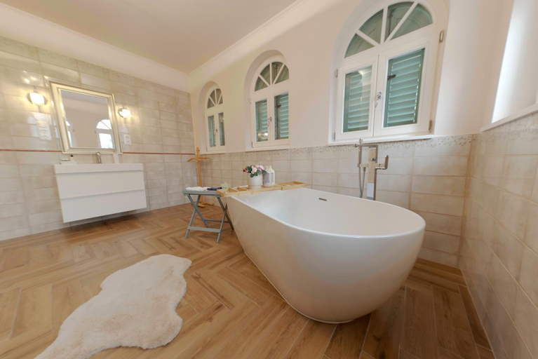 Bathroom 3, Harmony Boutique Villa, Siófok