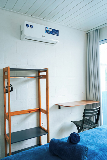 Bedroom 4, Sea Wolf Surf Hostel - Campeche, Florianopolis