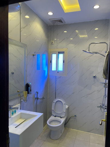 Bathroom, Rabigh Tower Hotel