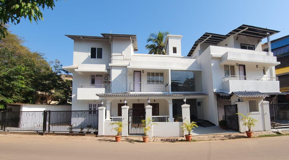 Exterior & Views 2, ROYAL BEACH HOTEL, North Goa