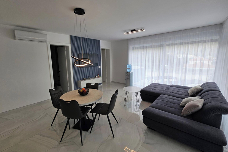 Interior 2, Seaview 8 Bed Villa Sleeps 16 - Pool & Hot tub, Starigrad