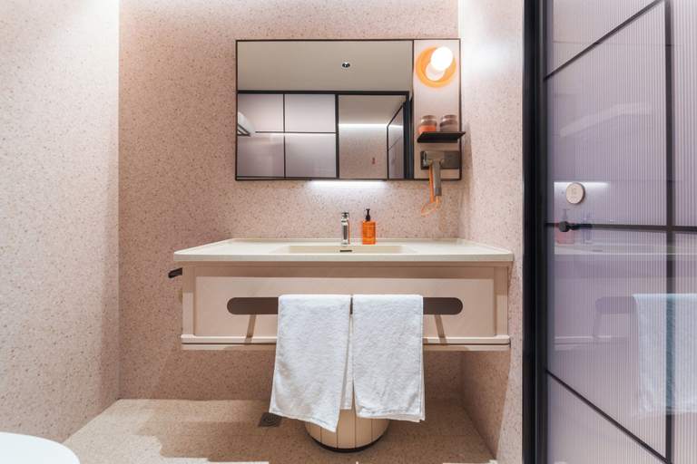 Bathroom 5, ORANGE Hotel Zhangzhou Wanda, Zhangzhou