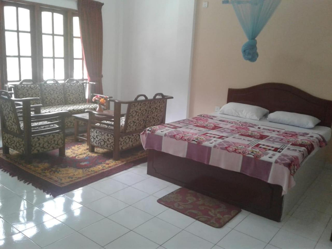 Bedroom 2, White Elephant Hotel, Ambagamuwa