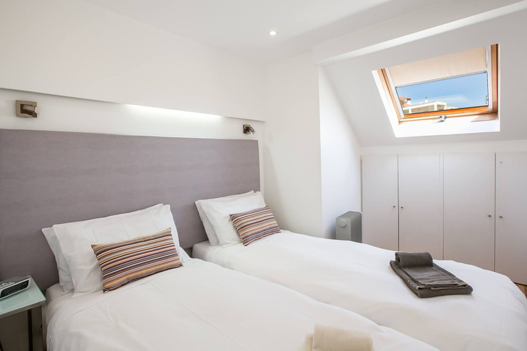Room 2, PI1 in Lisboa Ciudad, Lisbon