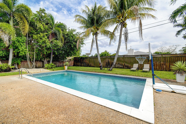 Pool 2, Tranquil Oasis Pool  Fire Pit in Boynton, Palm Beach