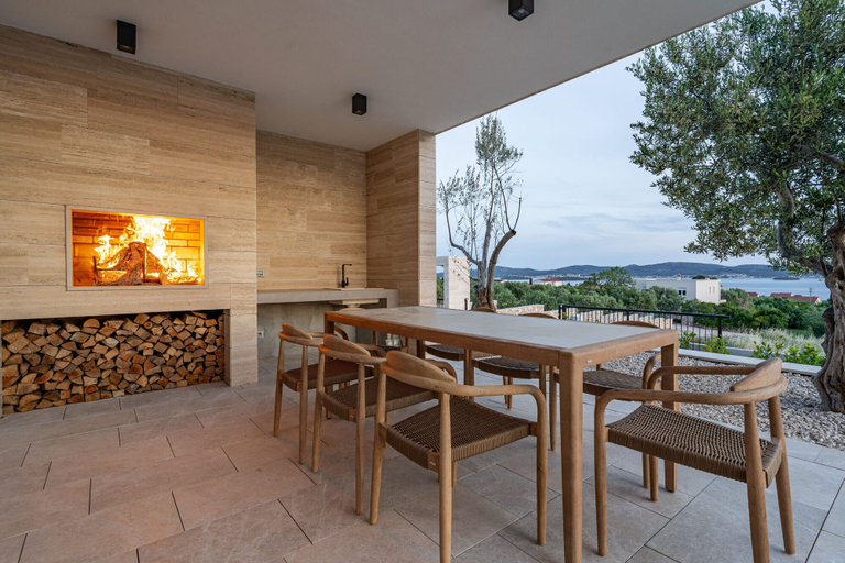 Outdoor dining 3, Villa Belvedere 1 Zadarvillas, Sveti Filip i Jakov